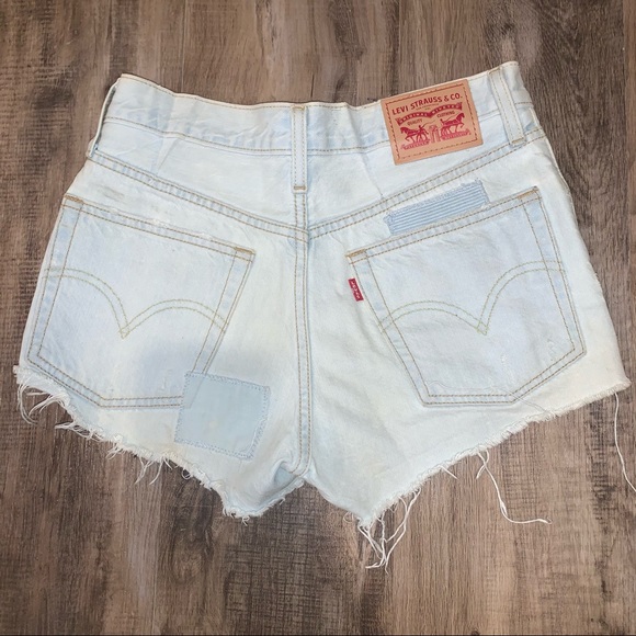 501 Original Shorts - Light wash - Picture 3 of 5